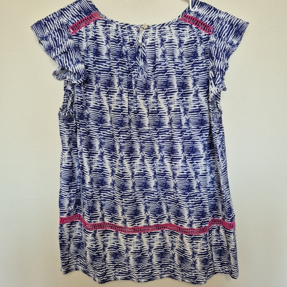 Vineyard Vines Women’s Blue & White Ikat Print Silk Blend Blouse – Size M - Picture 6 of 6